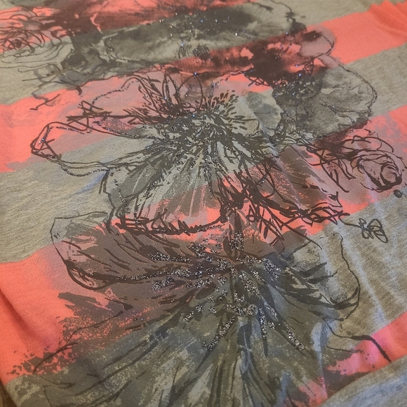Daytrip By Buckle Womens Pink & Gray Floral Striped Batwing Top Size Large - Picture 3 of 8